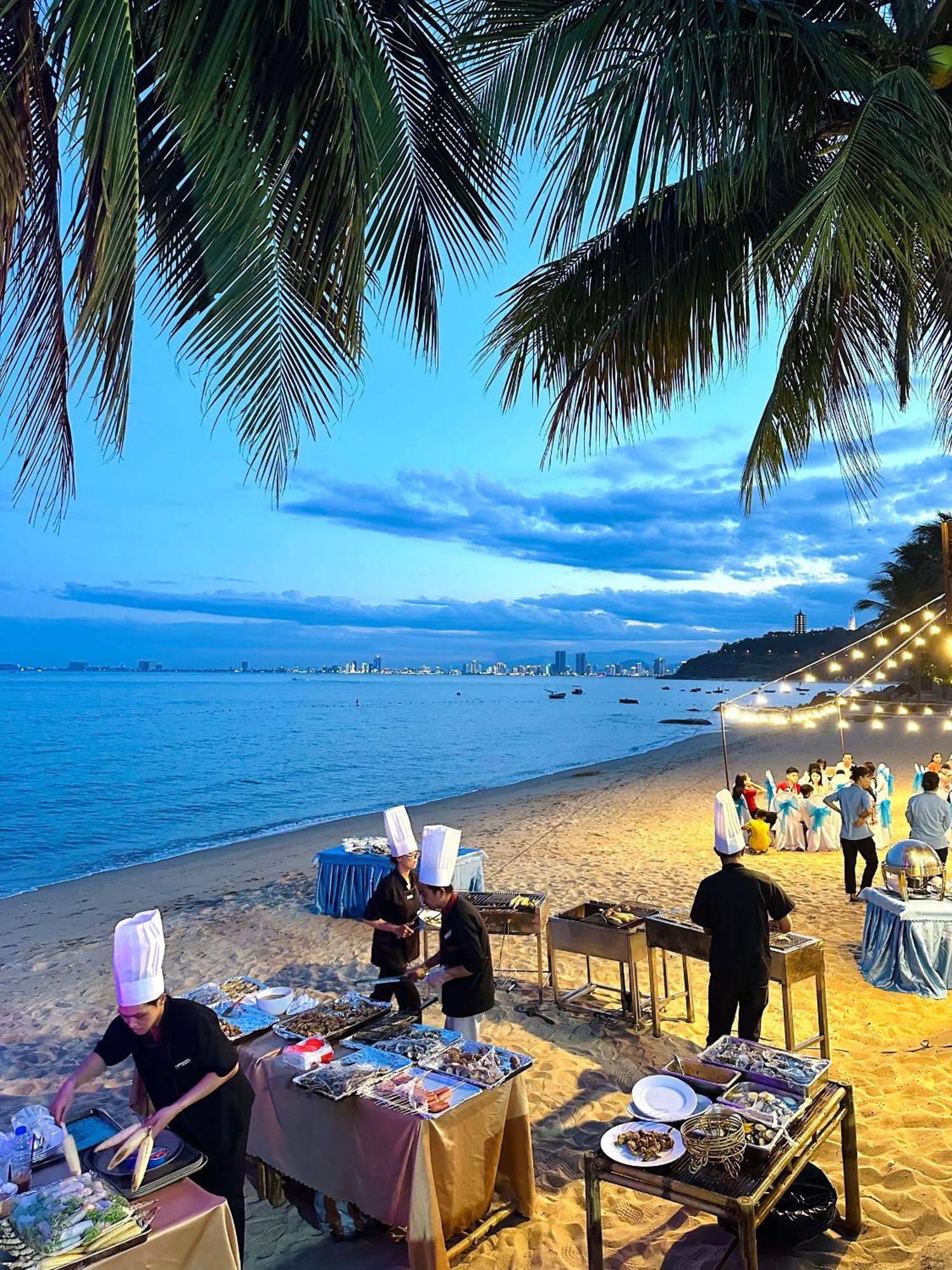 Son Tra Resort & Spa Danang Екстер'єр фото